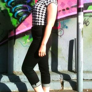 Amy Winehouse for Fred Perry black Capri size 6